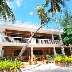 Blue Water Malapascua Beach & Dive Resort