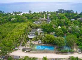 Pinewood Beach Resort & Spa