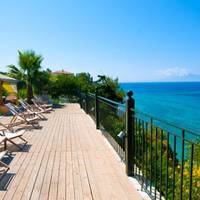 Erietta Luxury Apartments