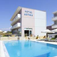 Artina Hotel Apartments