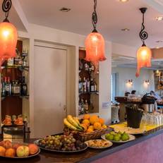 9 Queens Spa Hotel