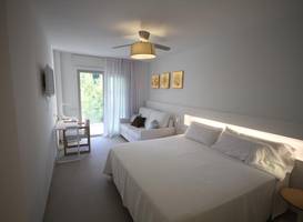Cala Saona Hotel