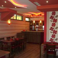 Jaky Hotel