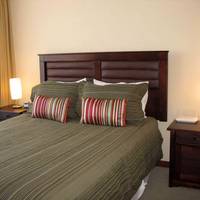 Intersuites Apartments