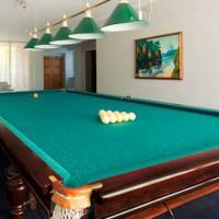 Russ Hotel