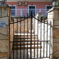 Evi Ariti Apartments