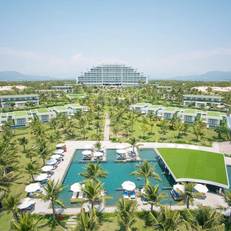 Cam Ranh Riviera Beach Resort & Spa
