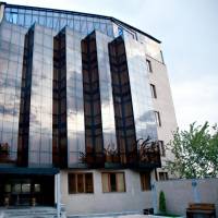 Regineh  Hotel