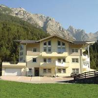 Pinnisblick Appartementhaus & Roasthof Pension