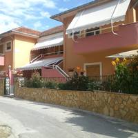 Villa Ira Studios - Apartments