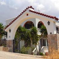 Stelios Zalonis Apartments