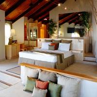 Black Parrot Suites
