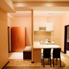 Lenina Hotel