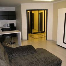 Apartament na 2-y Mira