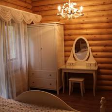 Cottage na beregu Volgi v klubnom poselke