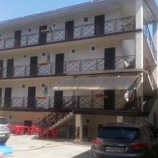Guest House on Kadoshkaya