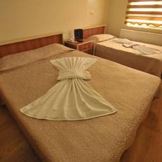 Zumrut Hotel