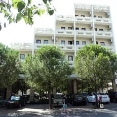 Izethan Hotel