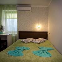 Hostel Svoi
