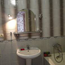 Metallurgov Apartment