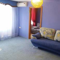 Comfort at Tsiolkovskogo Apartment