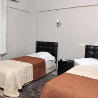 Tanin Hotel