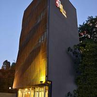All Inn Hotel
