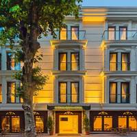 Grand Naki Hotel