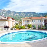 Thera Apartment 22