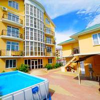 Udacha Hotel
