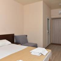 Lilia Guest House