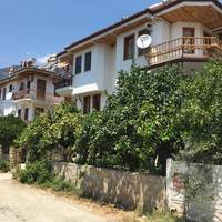 Nisa Apartment
