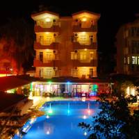 Side Orientt Apartments