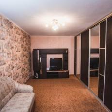 Apartment on Kirova st. 105