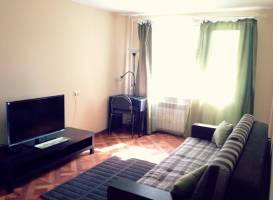 Apartment on Lenina 27
