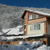 Holiday Home with Kitchen