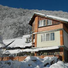 Holiday Home with Kitchen