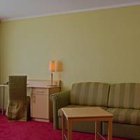 Hotel Dzemgi
