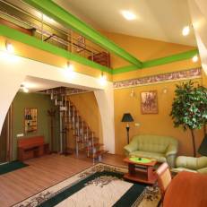 Dom Uchenykh Hotel