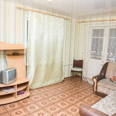 Apartment on Lenina 76