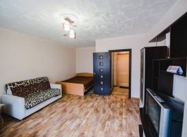 Dekabrist apartment at Ugdanskaya 8