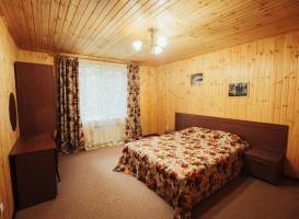 Yunost Park Hotel