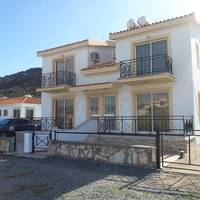 Pangeras Apartments