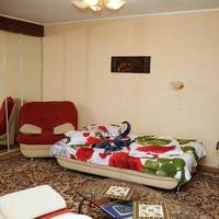 Apartment Neftyanikov