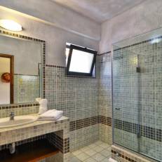 Niriides Luxury Apartments