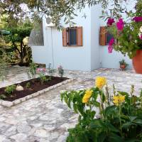 Parthenia Apartments