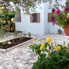 Parthenia Apartments