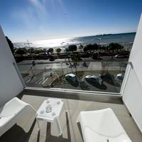 Alcyon Blue Suites