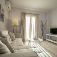 Iphimedeia Apartments & Suites