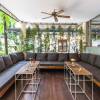 New Road Guest House